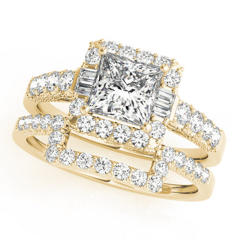 Yellow gold Princess Cut Halo Diamond Engagement Ring with Pavé Band and Four-Prong Setting