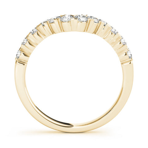 Yellow gold V-Shaped Diamond Round Cut Pavé Band with Prong Setting 2
