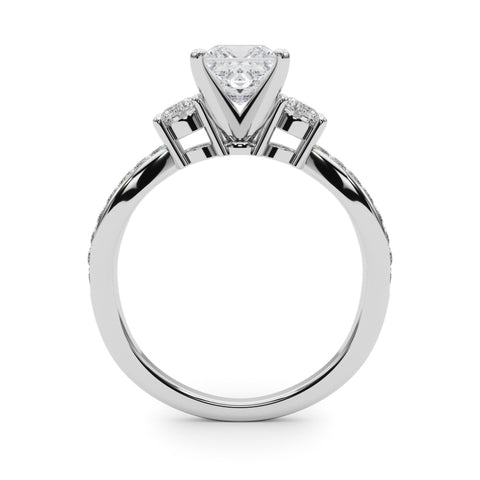 White gold Three-Stone Princess Cut Diamond Twist Band with Prong Setting