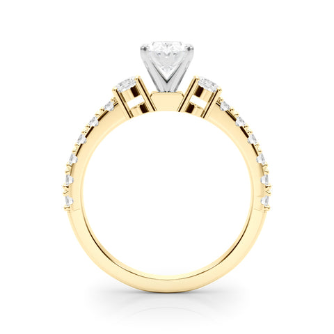 Yellow gold Oval Cut Three-Stone Diamond Pavé Band with Prong Setting