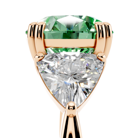 Rose gold Fancy Green Round cut Brilliant and Trilliant Diamond Three-Stone Ring