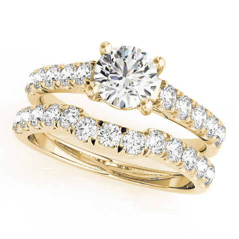 Yellow gold Round Cut Diamond Pavé Band Solitaire with Four-Prong Setting