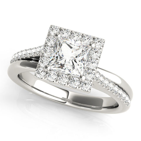 White gold Princess Cut Halo Diamond Ring with Split Shank and Four-Prong Setting