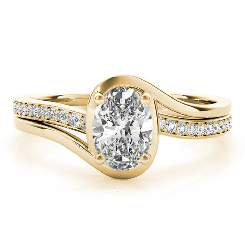 Yellow gold Oval Solitaire Diamond Ring with Split Shank and Prong Setting