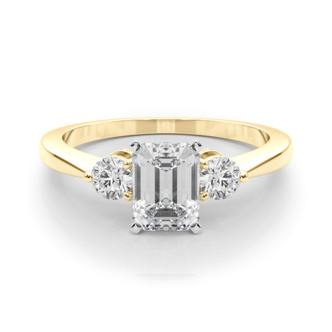 Yellow gold Three-Stone Emerald Solitaire Ring with Tapered Band and Four-Prong Setting