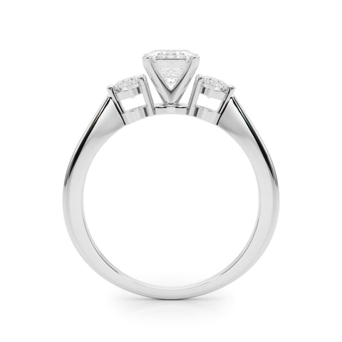 White gold Three-Stone Emerald Solitaire Ring with Tapered Band and Four-Prong Setting