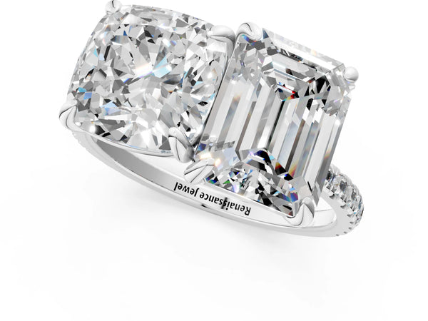 Platinum Cushion and Emerald Toi Moi Ring with Prong Setting and Pave Band