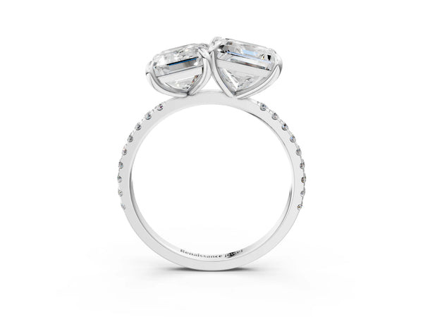 Platinum Emerald and Princess Toi Moi Ring with Prong Setting and Micro Pave Band