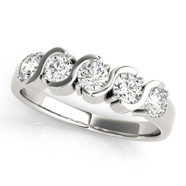 Platinum Five-Stone Round Diamond Wave Band with Shared Prong Setting