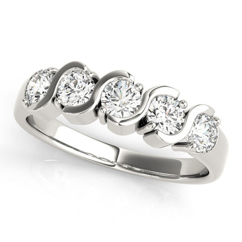 Platinum Five-Stone Round Diamond Wave Band with Shared Prong Setting