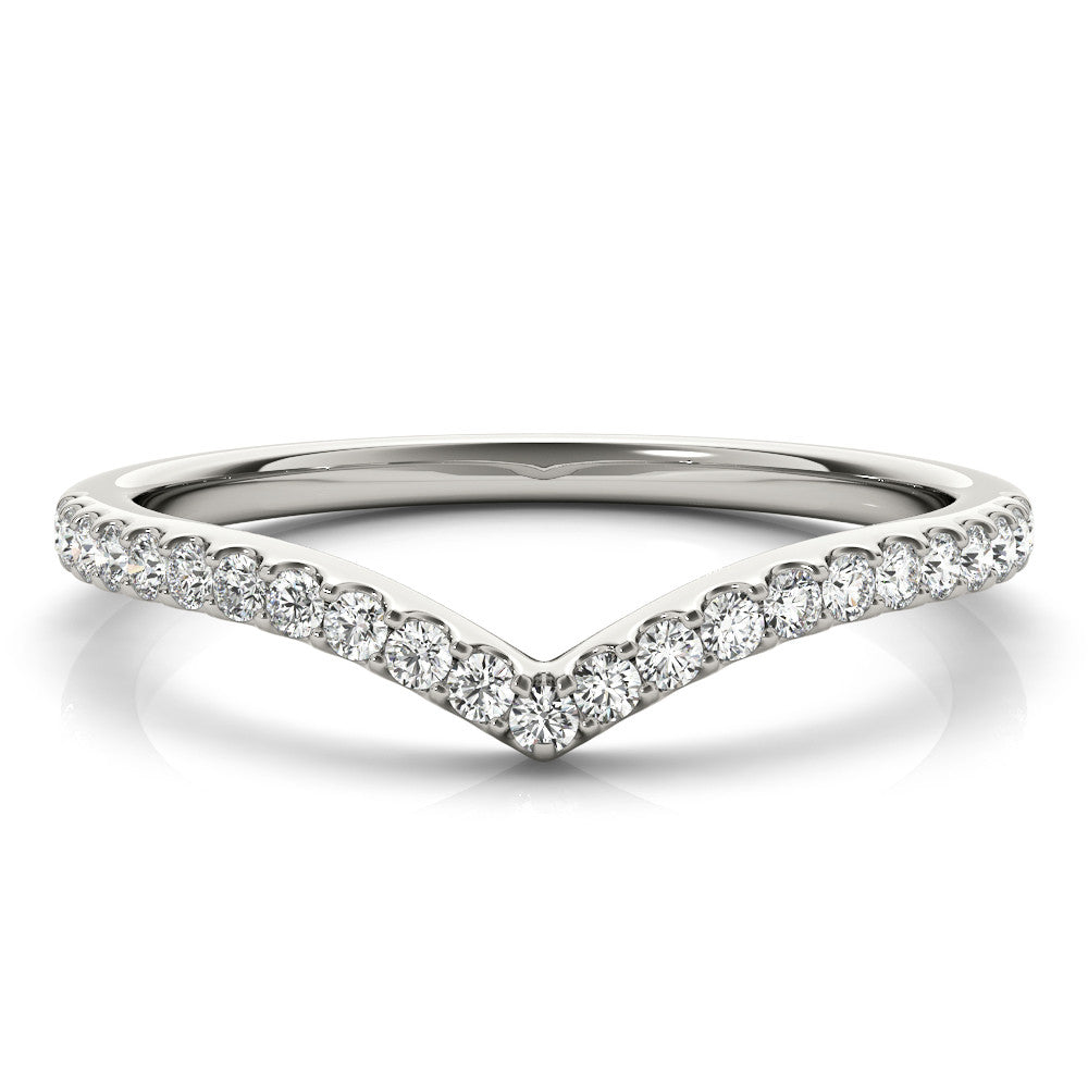 Platinum Pavé Round Diamond Chevron Band with Shared Prong Setting 2