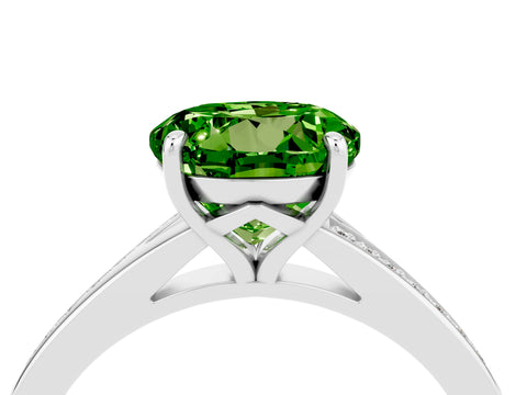 Platinum Round Cut Peridot Solitaire Ring with Pavé Band and Prong Setting_16