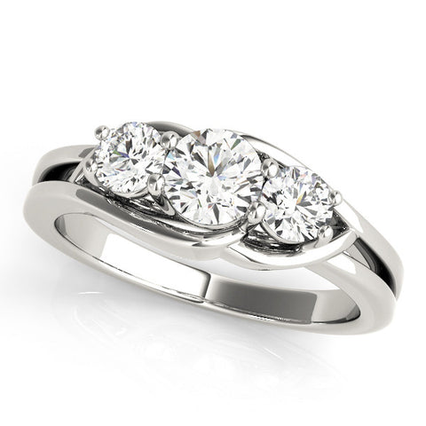 Platinum Three-Stone Round Diamond Split Shank Prong Setting Ring 1