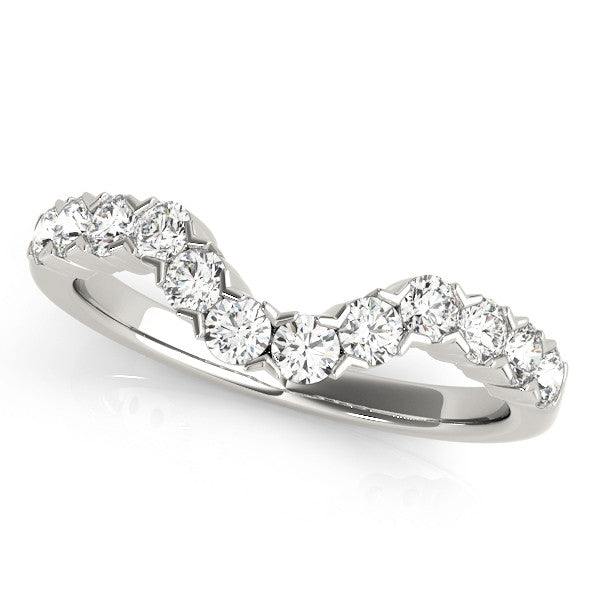 Platinum V-Shaped Diamond Round Cut Pavé Band with Prong Setting