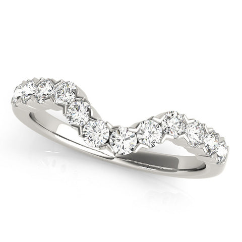 Platinum V-Shaped Diamond Round Cut Pavé Band with Prong Setting
