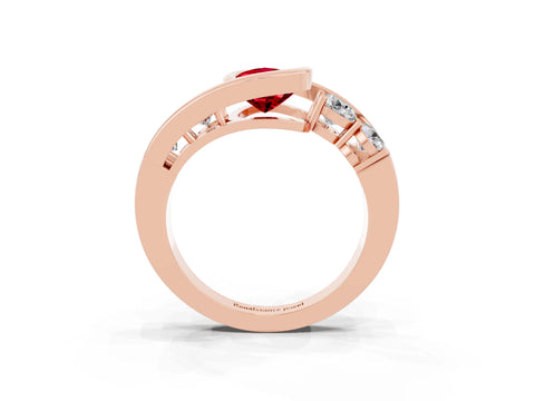 Rose gold Bezel Set Pear Cut Diamond Split Shank Ring_15