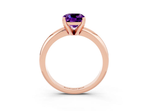 Rose gold Cushion Cut Amethyst Solitaire Engagement Ring with Round Band and Four-Prong Setting_3