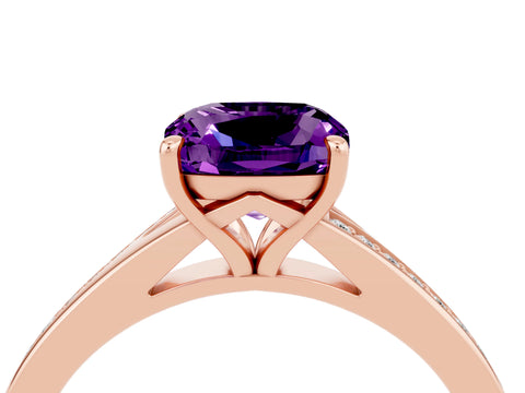 Rose gold Cushion Cut Amethyst Solitaire Ring with Pavé Band and Prong Setting_4