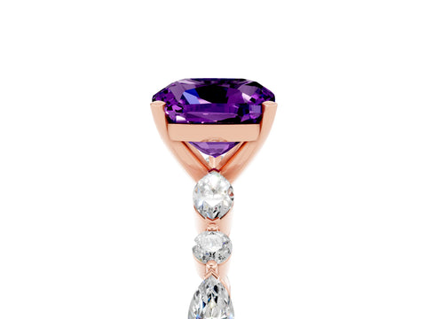 Rose gold Cushion Cut Amethyst Solitaire with Side Stones on a Pavé Band and Four-Prong Setting_5