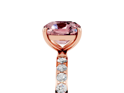 Rose gold Cushion Cut Diamond Pavé Band with Six-Prong Setting_5