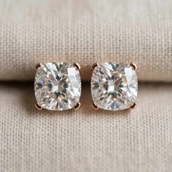 14K Yellow Gold 1.07 Carat E-F VVS-VS Cushion Diamond Stud Earrings