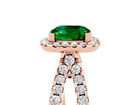 Rose gold Cushion Cut Emerald Halo Ring with Split Shank Pavé Band and Prong Setting_5