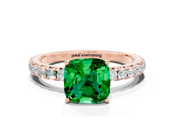 Rose gold Cushion Cut Emerald Pavé Solitaire Engagement Ring with Four-Prong Setting