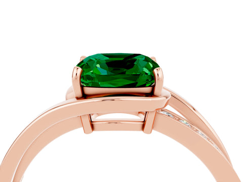 Rose gold Cushion Cut Emerald Solitaire Ring with Split Shank and Prong Setting_4