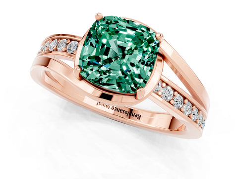 Rose gold Cushion Cut Green Sapphire Solitaire Ring with Split Shank and Prong Setting_1