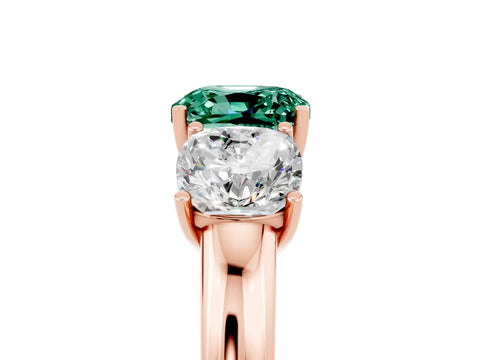 Rose gold Cushion Cut Green Sapphire Three-Stone Ring with Four-Prong Setting and Classic Band_5