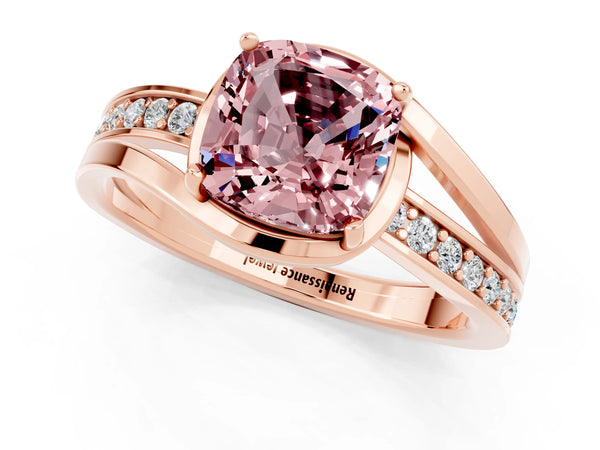 Rose gold Cushion Cut Morganite Solitaire Ring with Split Shank and Prong Setting