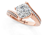 Rose gold Cushion Cut Solitaire Diamond Twist Band with Pavé Setting and Four-Prong Setting_4