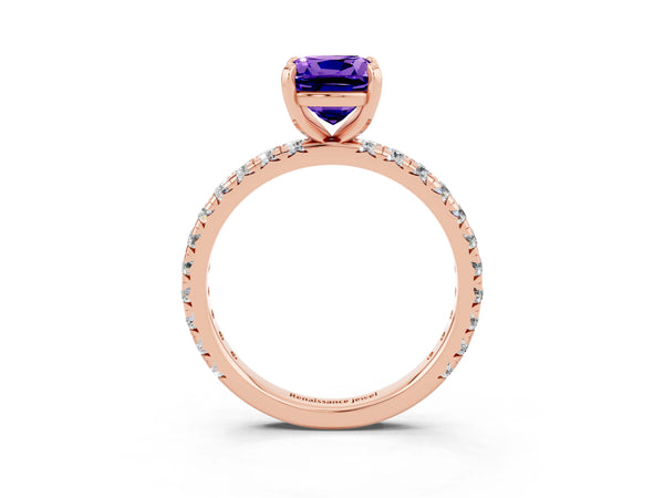Rose gold Cushion Cut Tanzanite Pavé Solitaire Ring with Round Band and Prong Setting