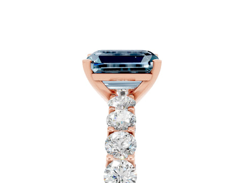 Rose gold Emerald Cut Aquamarine Solitaire Ring with Shared Prong Pavé Band and Four-Prong Setting_5