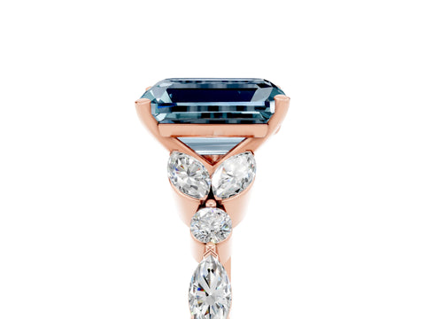 Rose gold Emerald Cut Aquamarine Solitaire Ring with Side Stones and Four-Prong Setting_17
