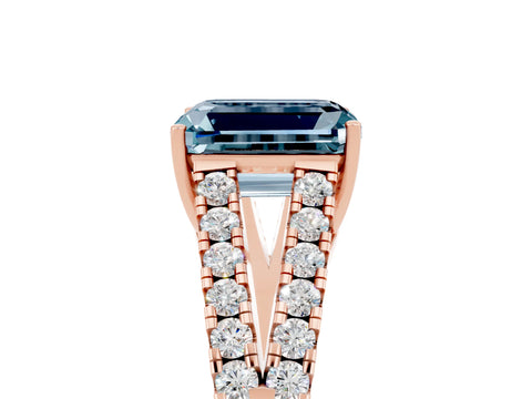Rose gold Emerald Cut Aquamarine Split Shank Pavé Engagement Ring with Four-Prong Setting_17
