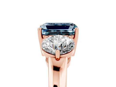 Rose gold Emerald Cut Aquamarine Three-Stone Ring with Prong Setting and Classic Band_5