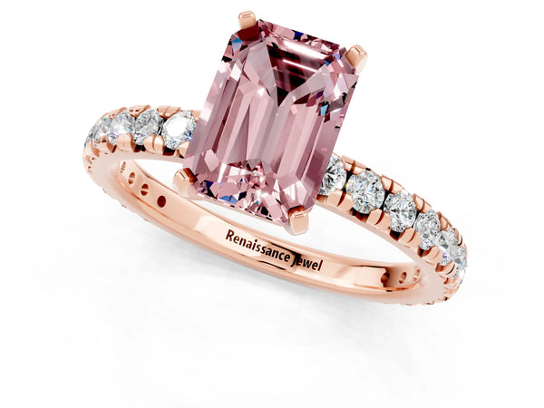 Rose gold Emerald Cut Cut Diamond Pavé Band with Four-Prong Setting