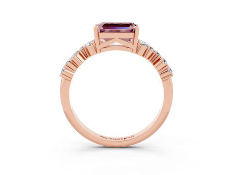 Rose gold Emerald Cut Diamond Cluster Pavé Band with Four-Prong Setting_3