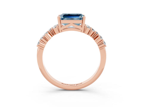 Rose gold Emerald Cut Diamond Cluster Pavé Band with Four-Prong Setting_3