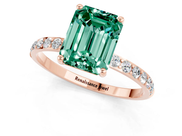 Rose gold Emerald Cut Green Sapphire Solitaire Ring with Round Pavé Shoulders and Prong Setting