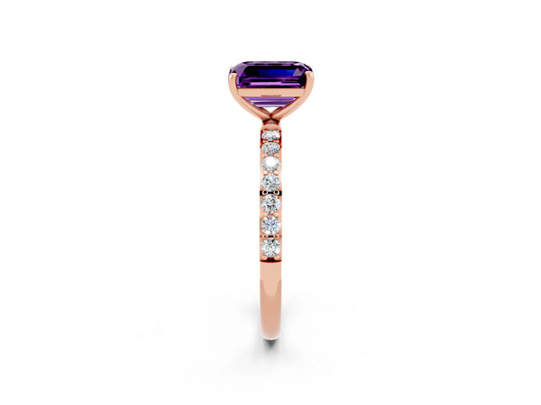 Rose gold Emerald Cut Amethyst Solitaire Ring with Round Pavé Shoulders and Prong Setting