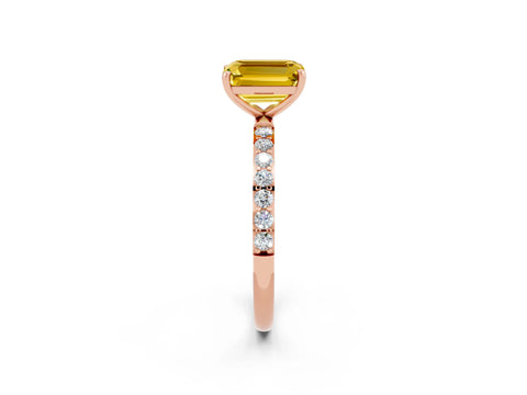 Rose gold Emerald Cut Diamond Pavé Band with Six-Prong Setting_2
