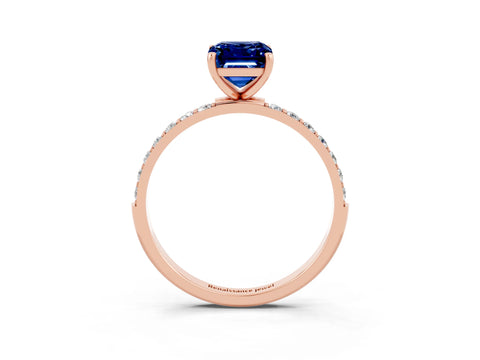 Rose gold Emerald Cut Diamond Pavé Band with Six-Prong Setting_3
