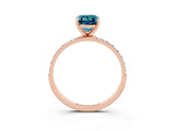 Rose gold Emerald Cut Diamond Pavé Band with Six-Prong Setting_3