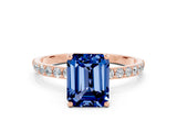 Rose gold Emerald Cut Diamond Pavé Band with Six-Prong Setting