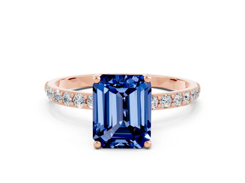 Rose gold Emerald Cut Diamond Pavé Band with Six-Prong Setting