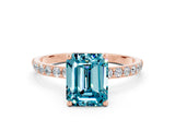 Rose gold Emerald Cut Diamond Pavé Band with Six-Prong Setting