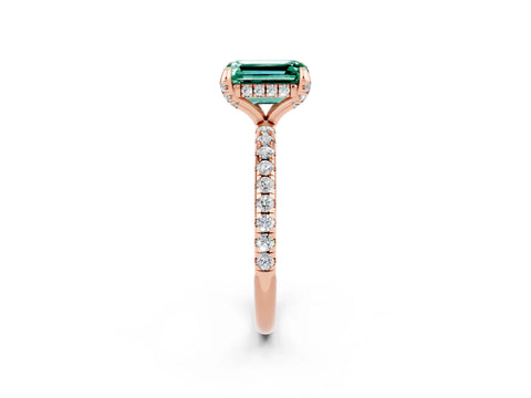 Rose gold Emerald Cut Diamond Solitaire Ring with Four-Prong Setting and Pavé Band_2