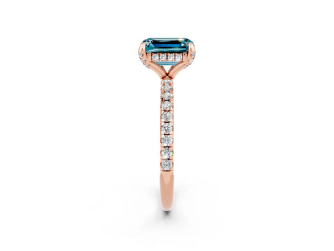 Rose gold Emerald Cut Diamond Solitaire Ring with Four-Prong Setting and Pavé Band_2